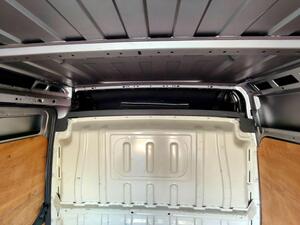 Photo 35 of this Citroen Relay