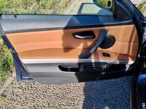 Photo 28 of this BMW 3 Series