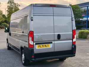 Photo 4 of this Citroen Relay