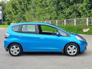 2010 Honda Jazz ES