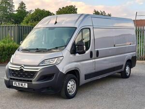 Photo 3 of this Citroen Relay