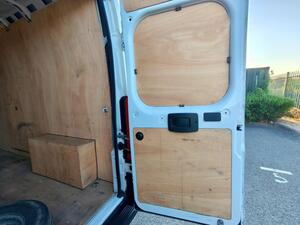 Photo 35 of this Citroen Relay