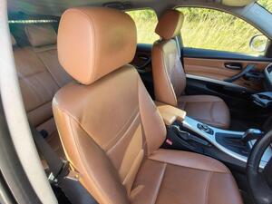 Photo 14 of this BMW 3 Series