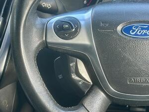 Photo 33 of this Ford Focus