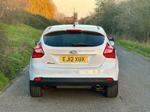 Photo 2 of this Ford Focus