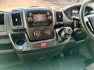 Photo 50 of this Citroen Relay