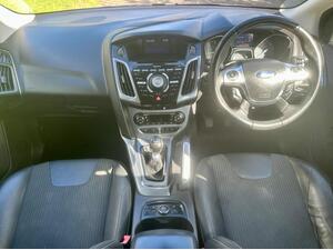 Photo 19 of this Ford Focus