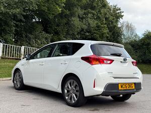 2015 Toyota Auris Excel