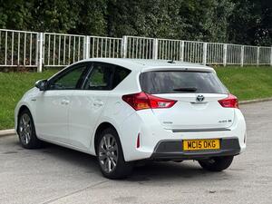2015 Toyota Auris Excel