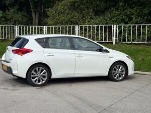 2015 Toyota Auris Excel