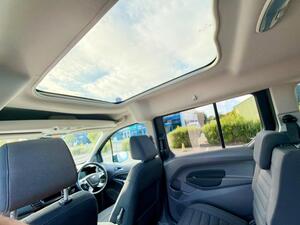 Photo 59 of this Ford Grand Tourneo Connect
