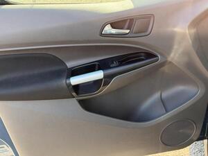 Photo 39 of this Ford Grand Tourneo Connect