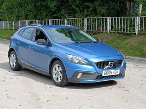 2014 Volvo V40 Cross Country SE