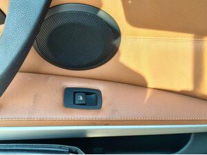 Photo 21 of this BMW 3 Series