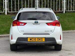 2015 Toyota Auris Excel