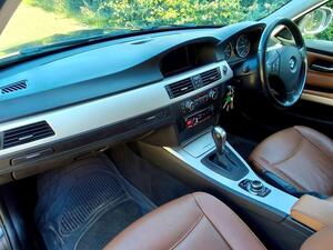 Photo 10 of this BMW 3 Series