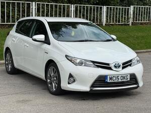 2015 Toyota Auris Excel