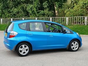 2010 Honda Jazz ES