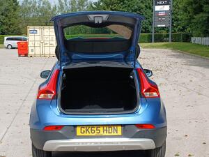 2014 Volvo V40 Cross Country SE