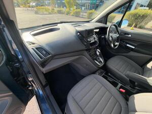 Photo 49 of this Ford Grand Tourneo Connect