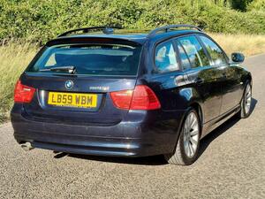 Photo 2 of this BMW 3 Series