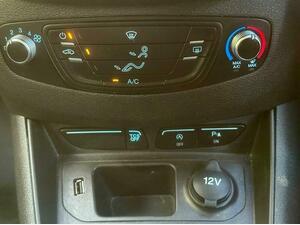 Photo 13 of this Ford Transit Courier
