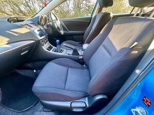 Photo 13 of this Mazda Mazda3
