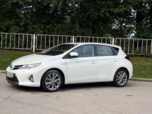 2015 Toyota Auris Excel