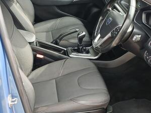 2014 Volvo V40 Cross Country SE