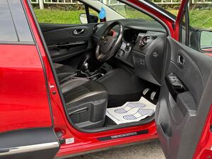 2016 Renault Captur Signature Nav