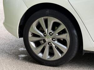 2015 Toyota Auris Excel