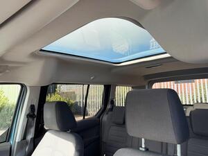 Photo 17 of this Ford Grand Tourneo Connect