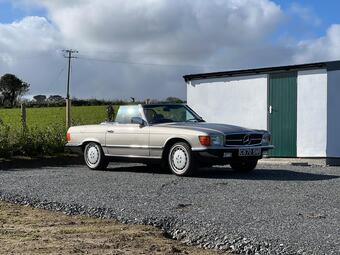 1985 Mercedes-Benz 280 SL 2.7