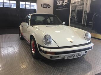 1984 Porsche 911 3.2 Classic Carrera 2dr