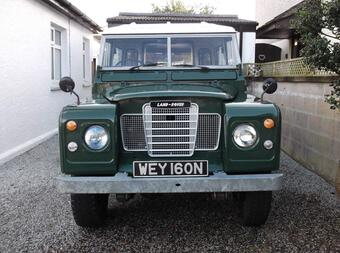 1974 Land Rover Series III 2.3D 88 SUV Diesel Manual (60 bhp)