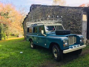 1982 Land Rover Series III 2.3 109 SUV Petrol Manual (77 bhp)
