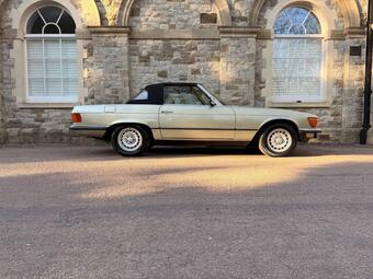 1981 Mercedes-Benz 280 SL 2.7