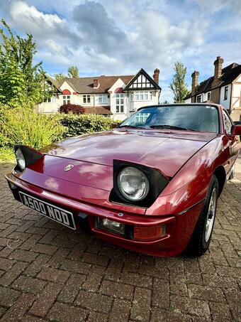 1983 Porsche 9242.0 2dr