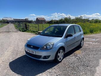 2006 FIESTA 1.4 ZETEC CLIMATE 5DR 26 PHOTOS FORD FIESTA 1.4 ZETEC CLIMATE 5DR... photo