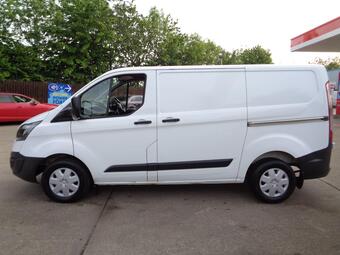 Ford Transit Custom Panel Van 2.0 TDCi 270 L1 H1 5dr