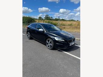 Volvo V40 Hatchback 1.5 T2 GPF R-Design Pro Auto Euro 6 (s/s) 5dr