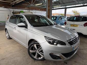Peugeot 308 Hatchback 1.2 PureTech Allure EAT Euro 6 (s/s) 5dr