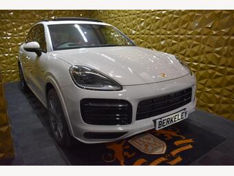 Porsche Cayenne SUV 3.0 V6 E-Hybrid 17.9kWh Platinum Edition TiptronicS 4WD Euro 6 (s/s) 5dr (3.6kW Charger)