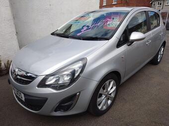Vauxhall Corsa Hatchback 1.4 16V Excite Euro 5 5dr (A/C)