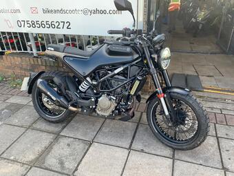 Husqvarna Svartpilen 125 Naked 125 Euro 5
