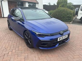 Volkswagen Golf Hatchback 2.0 TSI R Black Edition DSG 4Motion Euro 6 (s/s) 5dr