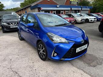 Toyota Yaris Hatchback 1.5 VVT-h Icon Tech E-CVT Euro 6 (s/s) 5dr