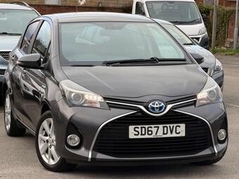 2017 YARIS 1.5 VVT H EXCEL E CVT EURO 6 S S 5DR 15IN... photo