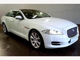 2011 XJ 3.0D V6 LUXURY AUTO EURO 5 4DR 45 PHOTOS 1 VIDEO JAGUAR... photo