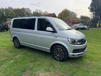 Volkswagen Caravelle MPV 2.0 TDI BlueMotion Tech Executive DSG Euro 6 (s/s) 5dr